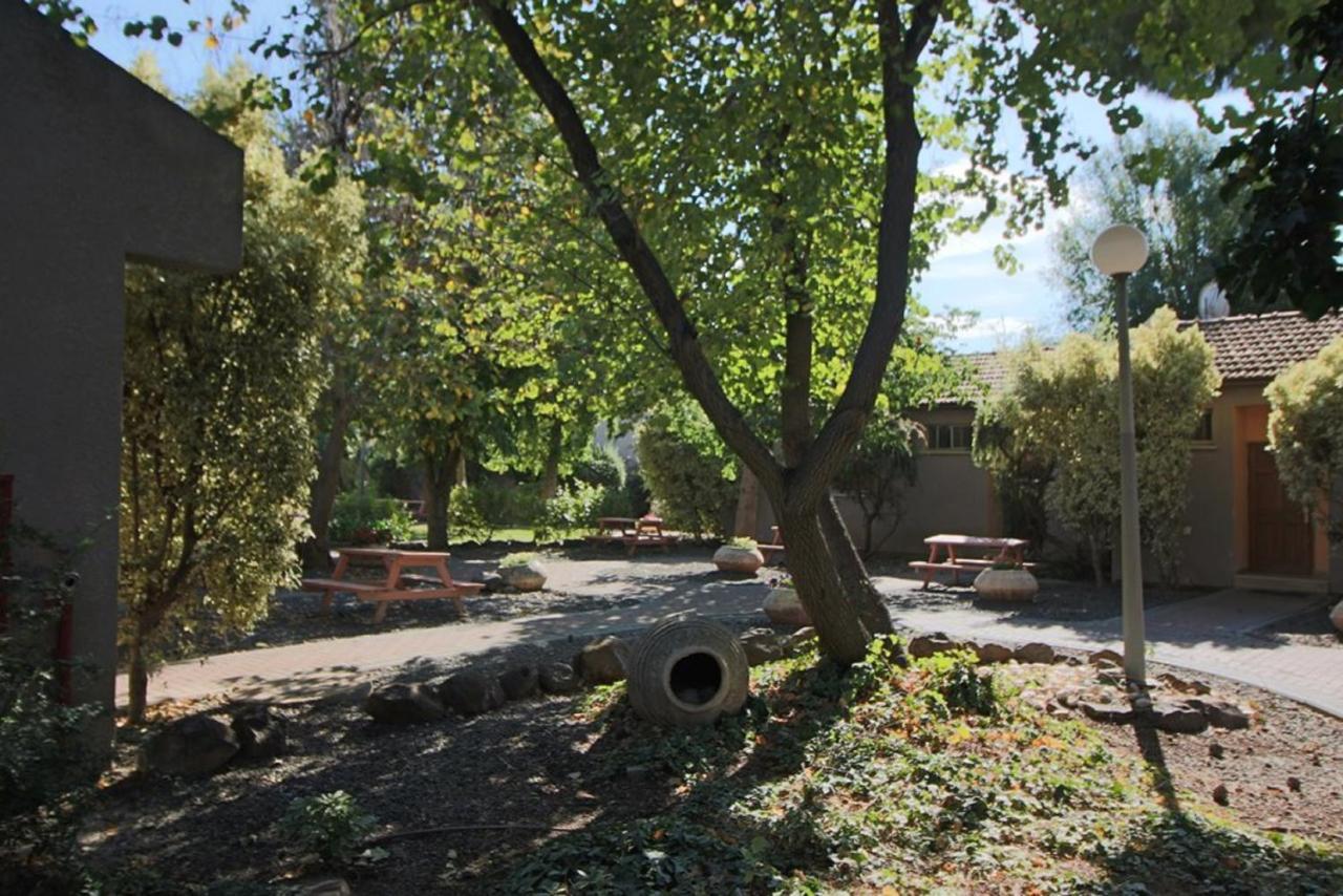 Etnachta Kibbutz Afik Villa Buitenkant foto